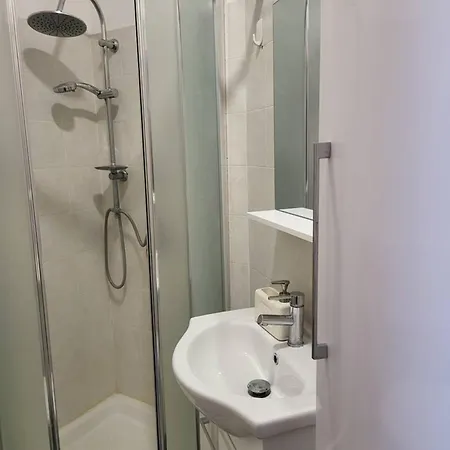 Vittorio Emanuele Luxury Haven In Апартаменты *